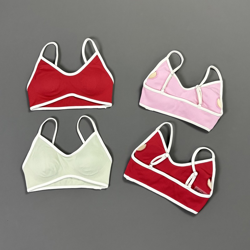 Women Contrastline Yoga Bra V  - Crop Top Crochet recension och pris